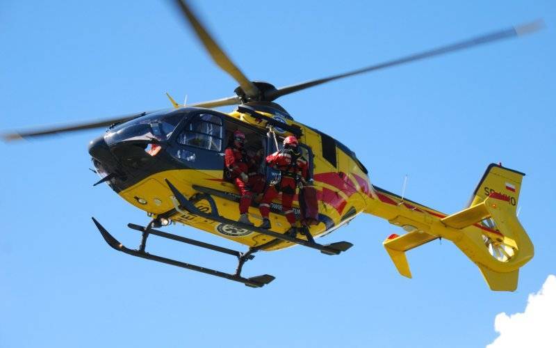 UWAGA ! W Chełmku lądował będzie ŚMIGŁOWIEC LPR RATOWNIK 6 !