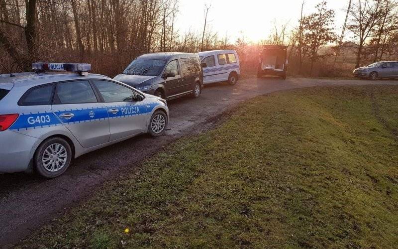 UWAGA ! W Skidziniu odnaleziono zwłoki kobiety. Trwają czynności na miejscu. ZDJĘCIA !