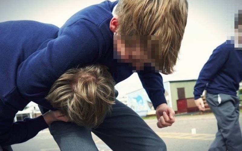 W Kętach dwóch szesnastolatków złamało szczękę swojemu rówieśnikowi.