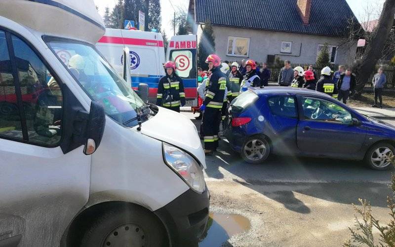 Wypadek drogowy na DK44 w Przeciszowie. FOTO!