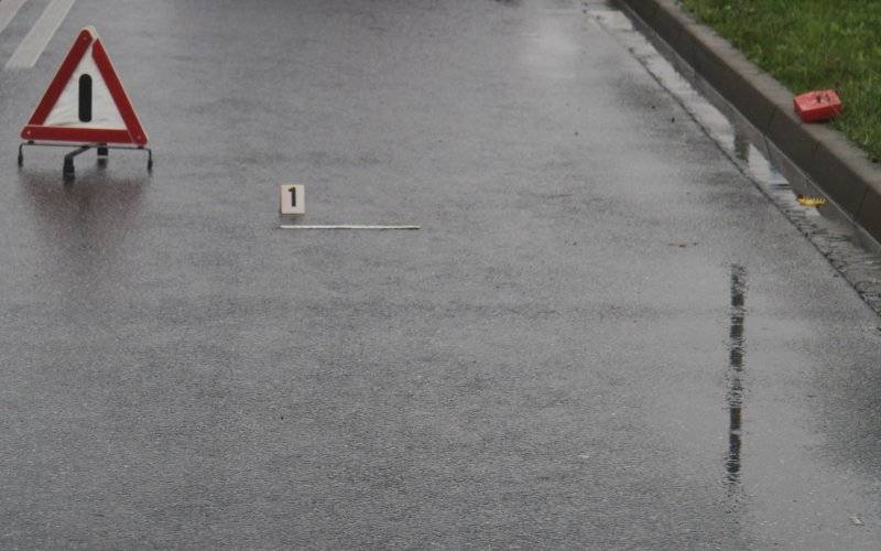 Kolizja drogowa w Oświęcimiu. Ranna piesza ukarana mandatem.