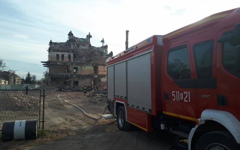 UWAGA ! Pożar Hotelu Glob w Oświęcimiu. ZDJĘCIA, FILM!