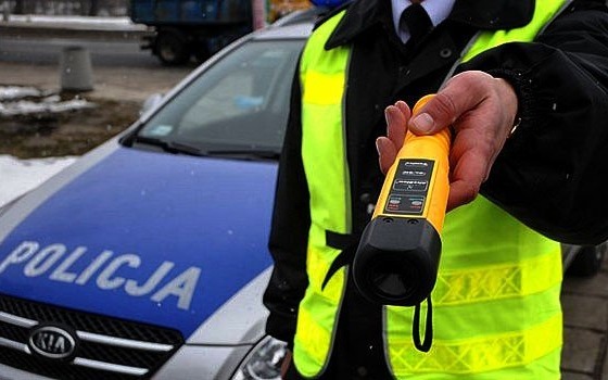 Po alkoholu i bez uprawnień. Skuteczne działania oświęcimskich policjantów.