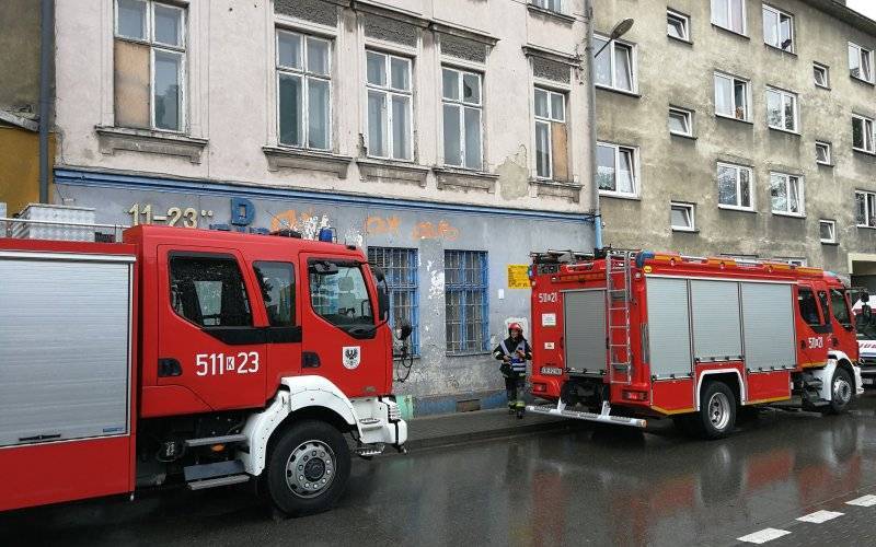 Tragedia w Oświęcimiu. Nie żyje mężczyzna przygnieciony przez ścianę budynku. ZDJĘCIA!
