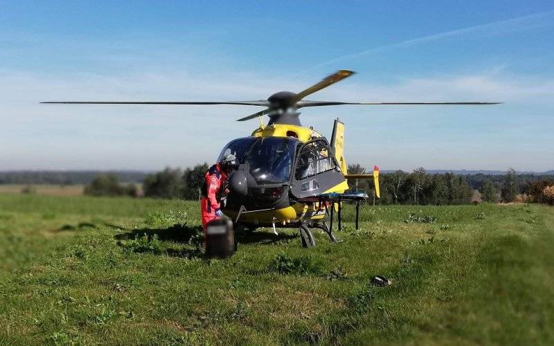 6-latka upadła z jednego metra. Interweniował śmigłowiec LPR.