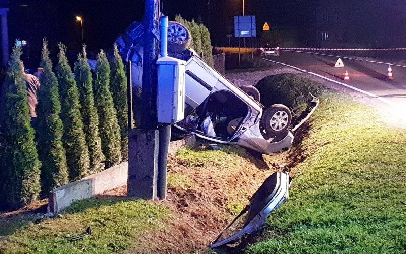 Wypadek w ,,rejonie chronionym” w akcji strażacy z dwóch województw. ZDJĘCIA!