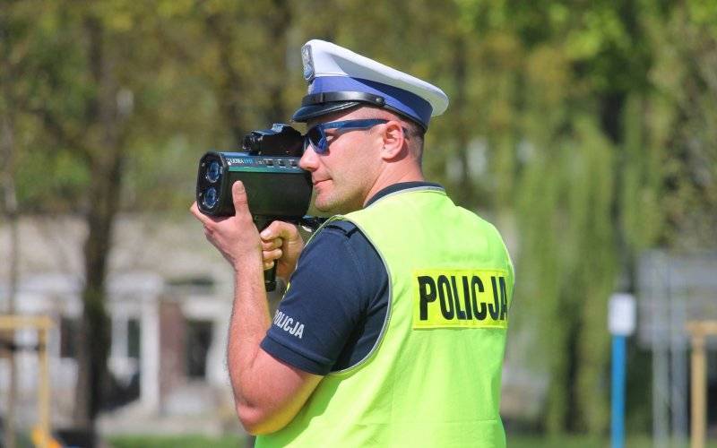 Przekroczył prędkość ,, tylko” o 63 km/h