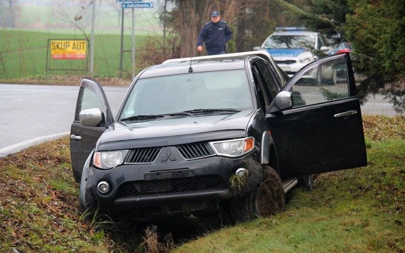 Poszukiwany listem gończym wpadł po policyjnym pościgu w Przeciszowie. ZDJĘCIA!