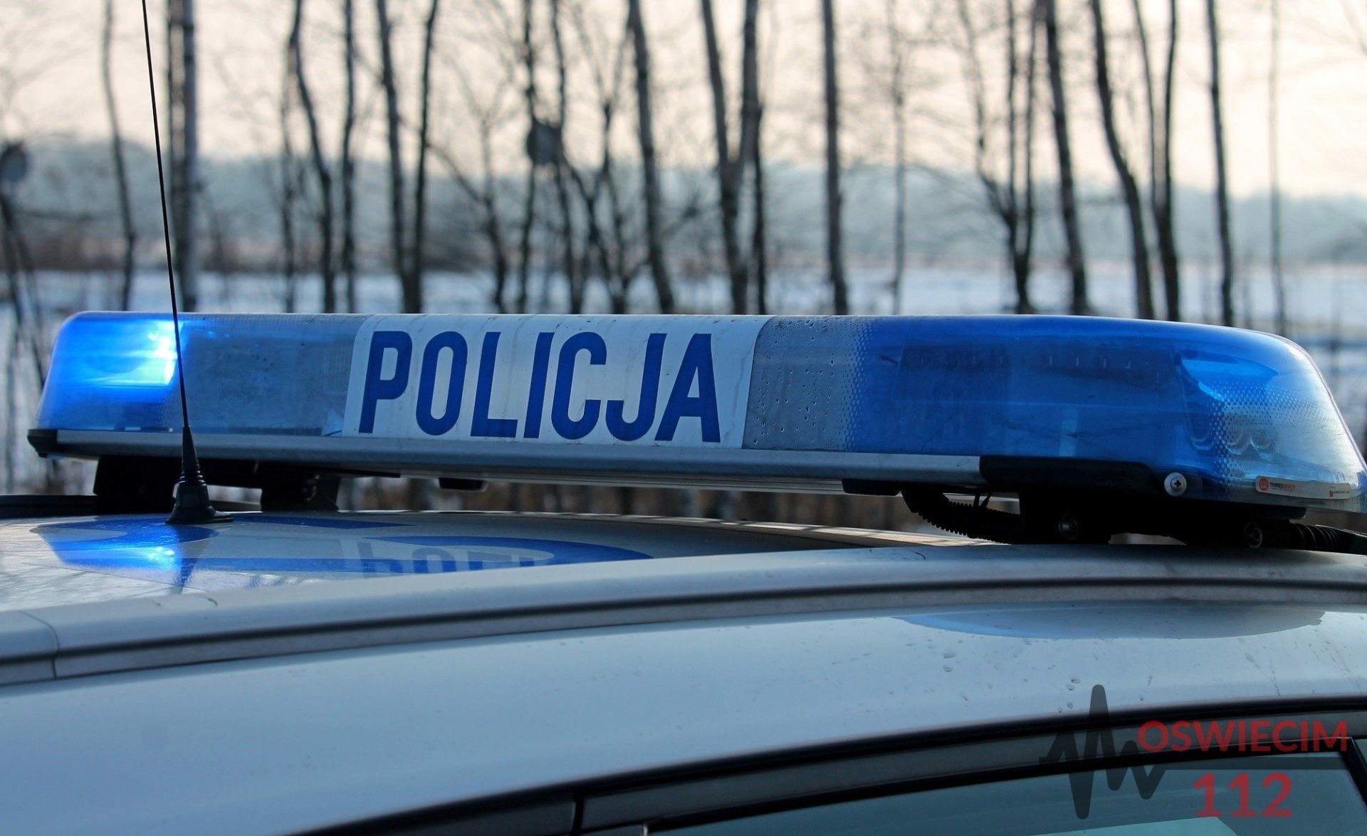 Dzieci na topniejącym lodzie. Wzorowa reakcja mieszkańców Broszkowic.