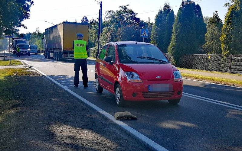 Poważny wypadek w Chełmku. Dwie osoby potrącone przez samochód – ZDJĘCIA!