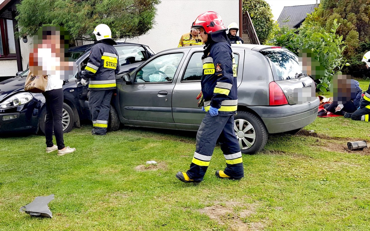 Wypadek drogowy w Zatorze. ZDJĘCIA!