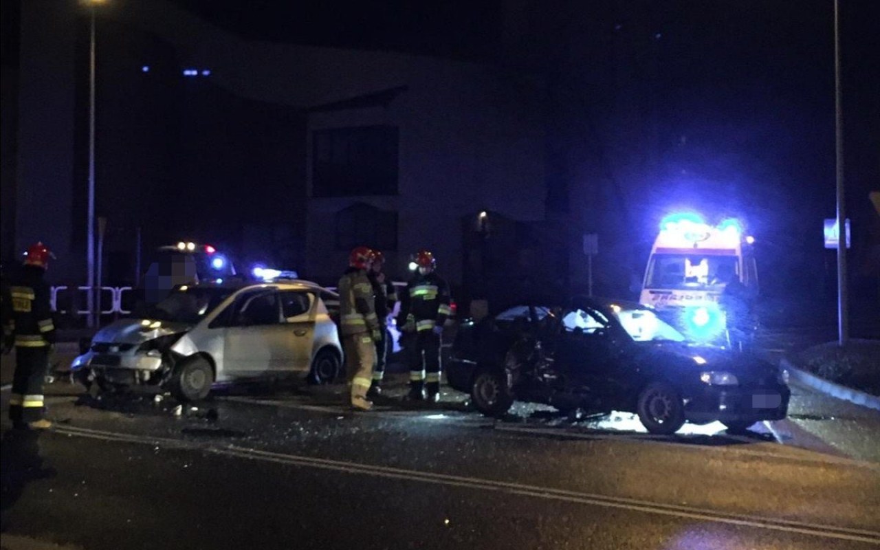 Zderzenie dwóch samochodów w Oświęcimiu