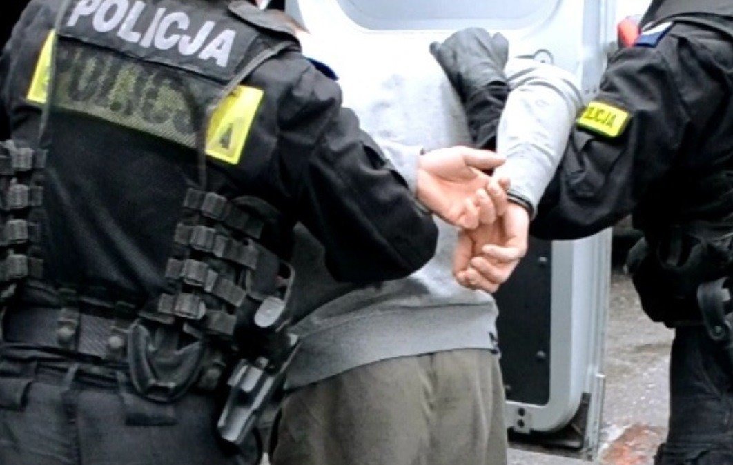 Policja zatrzymała mężczyznę poszukiwanego listem gończym