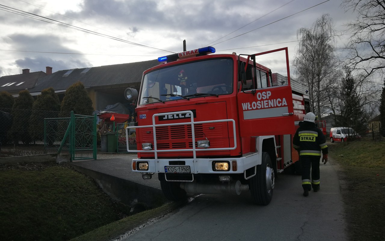 Wybuch pieca spowodował pożar piwnicy we Włosienicy