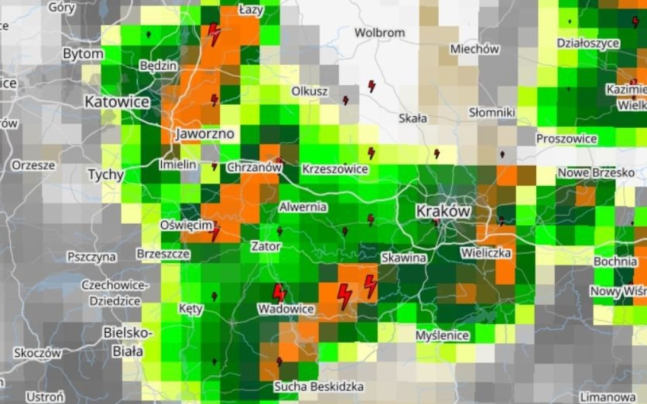 Ostrzeżenie przed burzami i intensywnymi opadami deszczu !