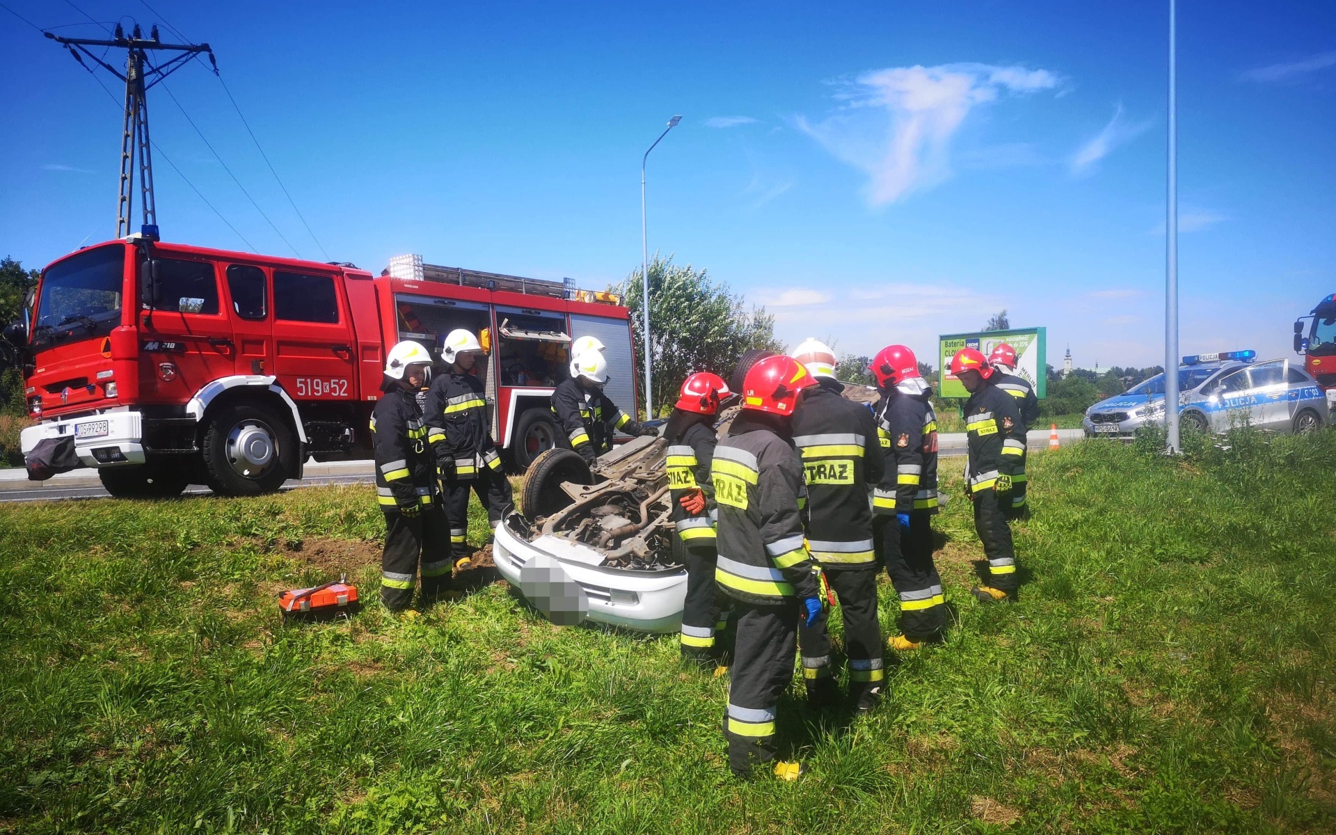 Zderzenie dwóch samochodów osobowych w Brzeszczach