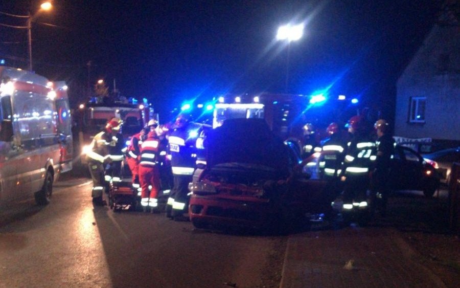 Poważny wypadek w Przeciszowie. Trwa akcja ratownicza – ZDJĘCIA!