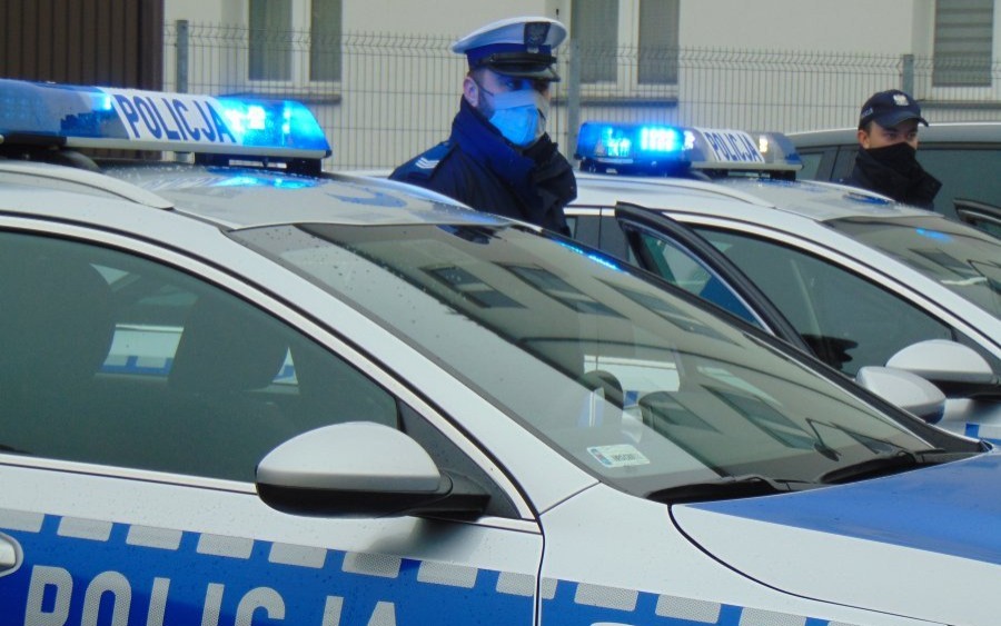 Dwa nowe radiowozy trafiły do dzielnicowych i drogówki z KPP Oświęcim