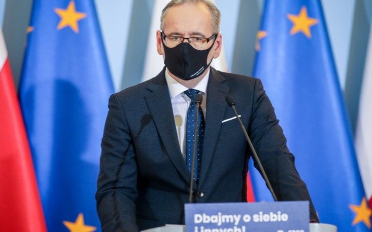 Konferencja ministra zdrowia. Rząd przedłuża etap odpowiedzialności i luzuje kilka obostrzeń