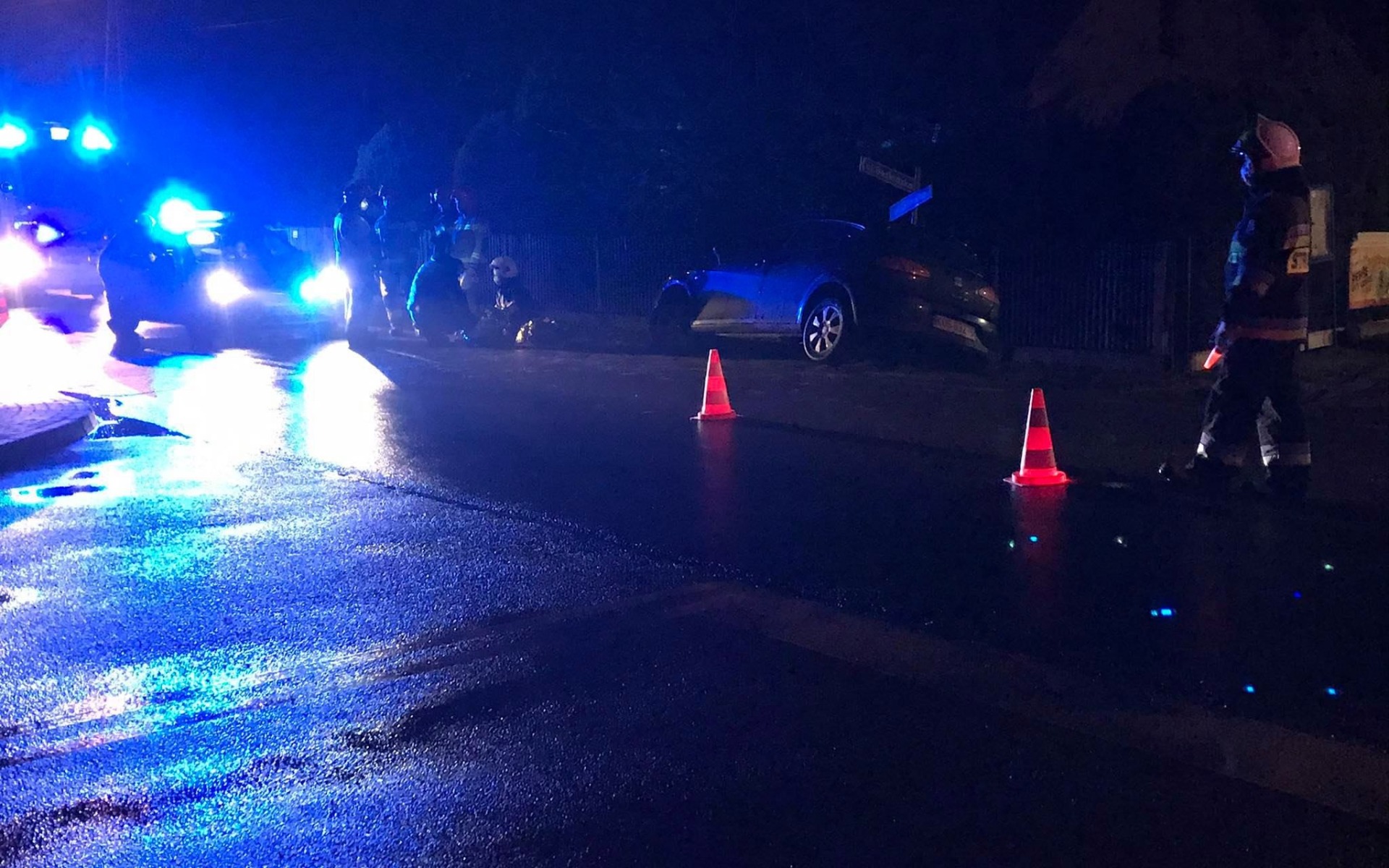 Pijany rajd zakończył się uszkodzeniem samochodu oraz obywatelskim zatrzymaniem – FILM, ZDJĘCIA!