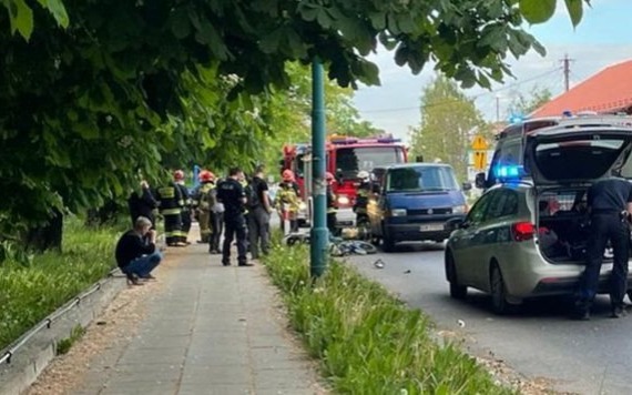 Wypadek z udziałem motocyklisty. Trwa akcja ratownicza – ZDJĘCIA!