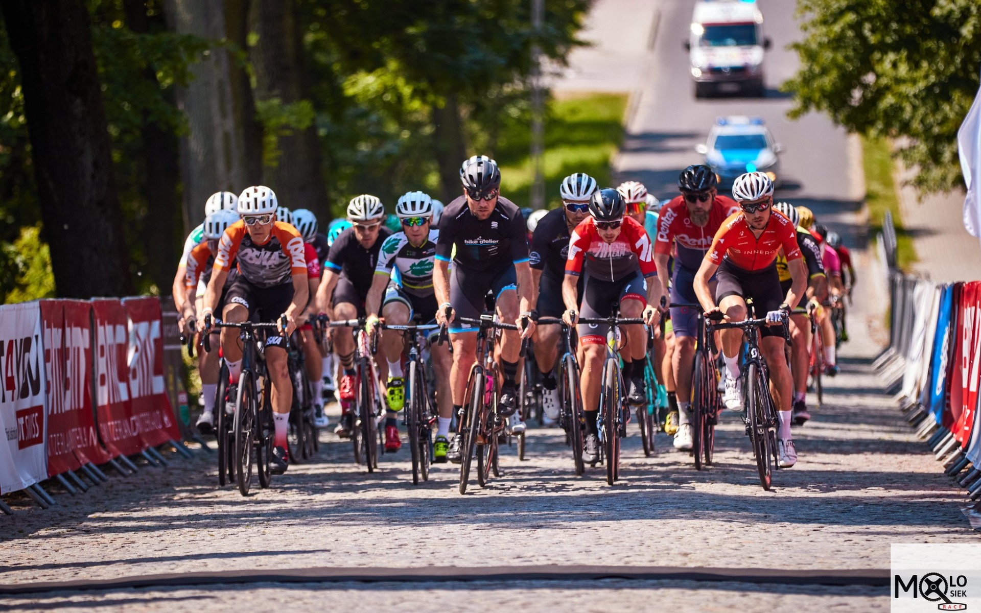 Zabezpieczenie Molo Osiek Race. W działaniach Policja z Małopolski, Zintegrowana Służba Ratownicza oraz jednostki OSP
