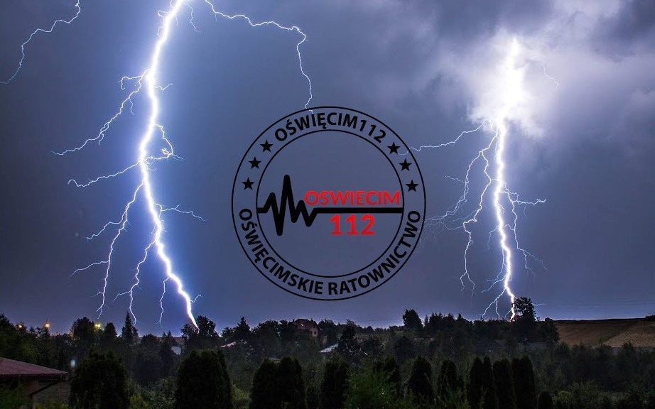 Groźne burze w regionie. W akcji strażacy z powiatu – NA ŻYWO !