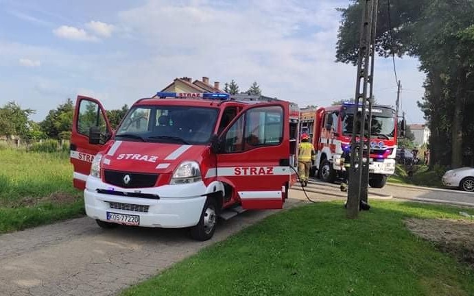 Pożar budynku w Stawach Monowskich – ZDJĘCIA!