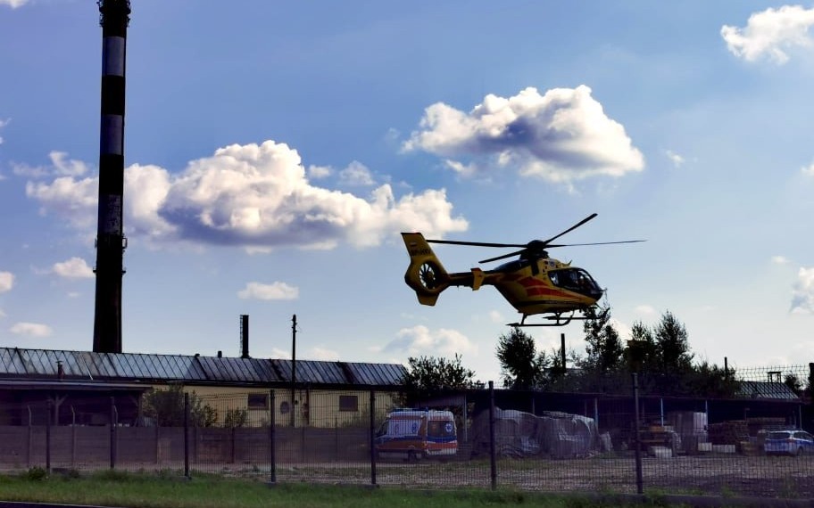 Nieszczęśliwy wypadek w Chełmku. W akcji śmigłowiec LPR – ZDJĘCIA!