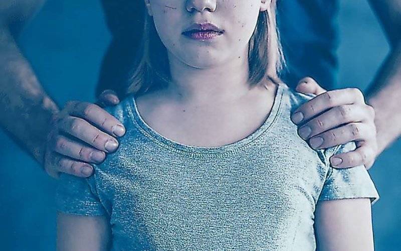 Podejrzany o pedofilię z zarzutem. Policjanci apelują do rodziców o czujność