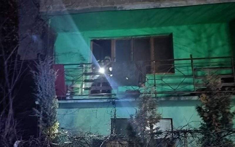 Zadymienie budynku w Brzeszczach. Jedna osoba poszkodowana