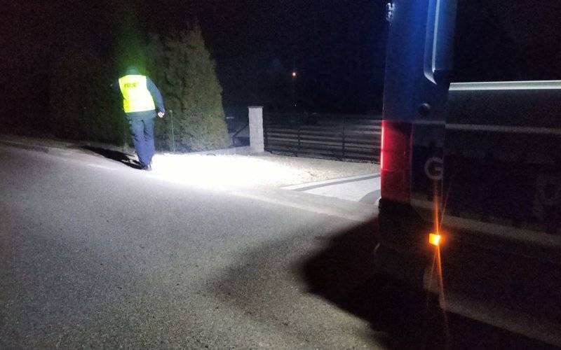 Policjanci poszukują sprawcy śmiertelnego potrącenia pieszego – ZDJĘCIA!