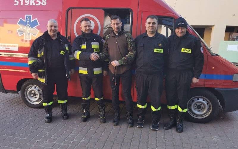 Strażacy z OSP Jawiszowice przekazali karetkę na Ukrainę – ZDJĘCIA!