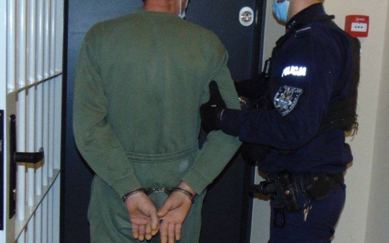 64 – letni mieszkaniec Oświęcimia z zarzutem znęcania i zakazem zbliżania się do rodziny