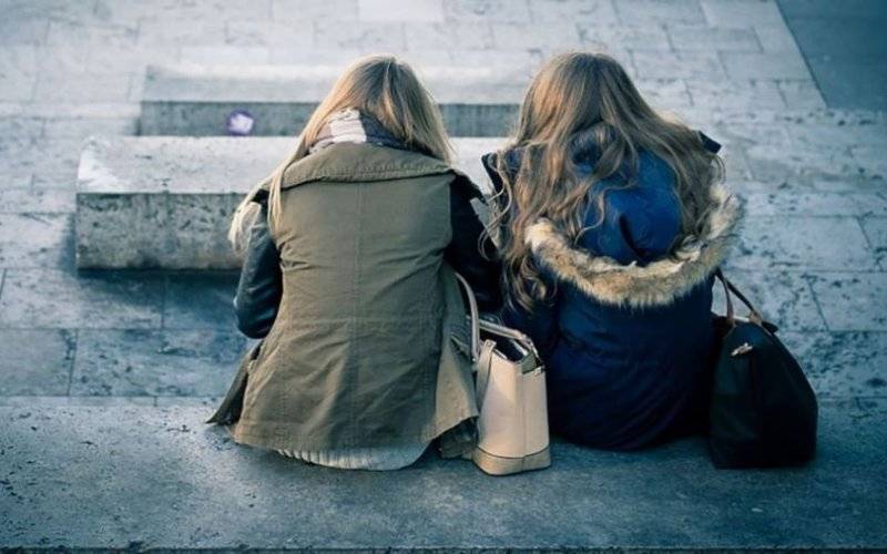 Policjanci odnaleźli nieletnie uciekinierki. 11 – latki całe i zdrowe wróciły do domów