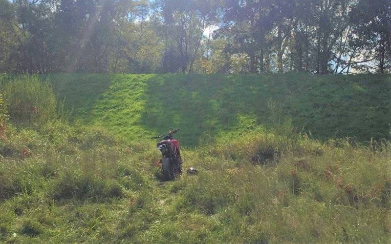 Pościg ulicami powiatu za mężczyzną,który potrącił policjanta