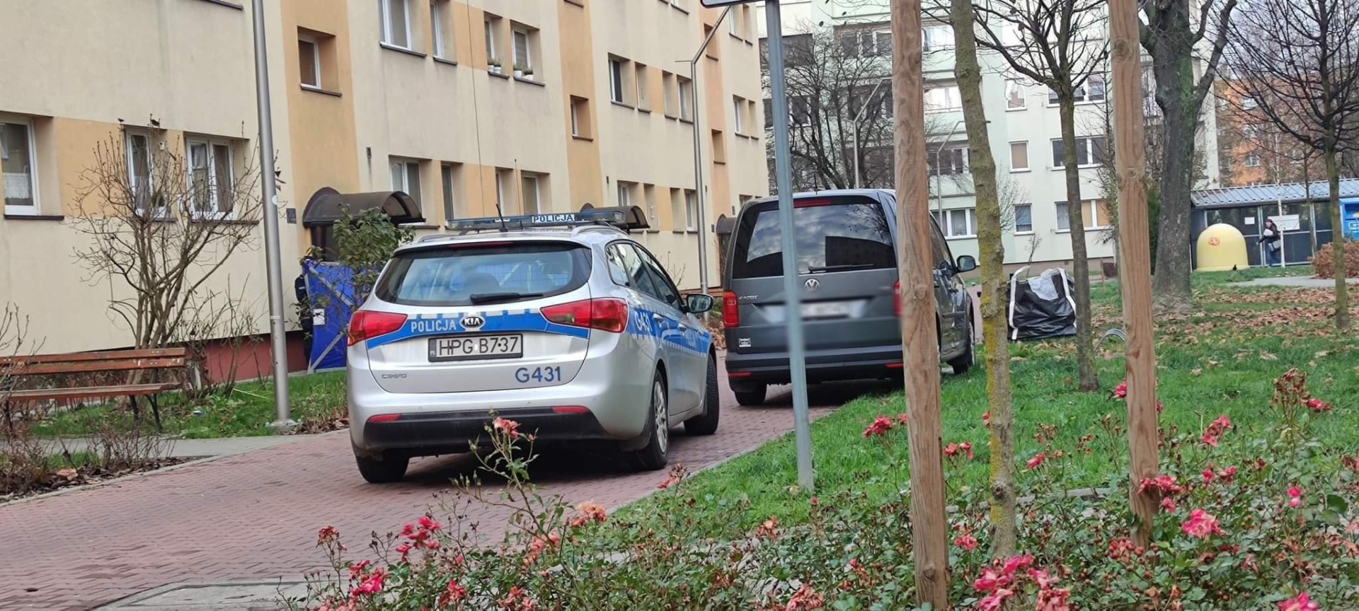 Tragedia w Oświęcimiu. 85-latek wypadł z okna – ZDJĘCIA!