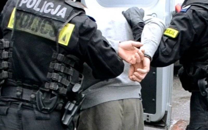 Zatrzymany nietrzeźwy sprawca kolizji, który uciekł z miejsca zdarzenia