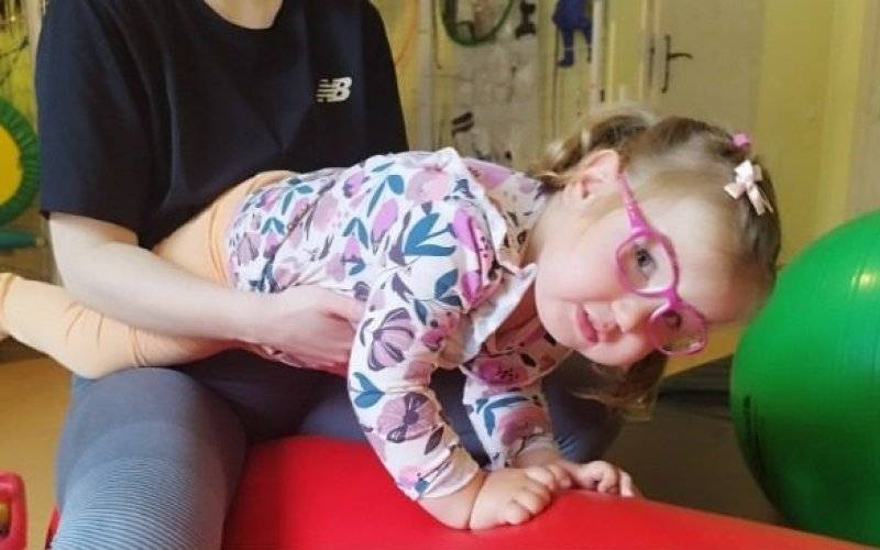 Natalka kontra KCNQ2 – udostępnij i pomóż małej mieszkance naszego powiatu