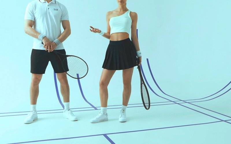 Trampki – idealne buty na jesień. Z czym je nosić, by wyglądać stylowo?