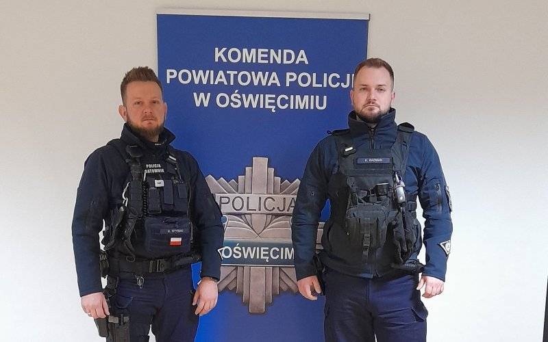 Policjanci oraz nastolatek uratowali życie 16 – latka w kryzysie emocjonalnym