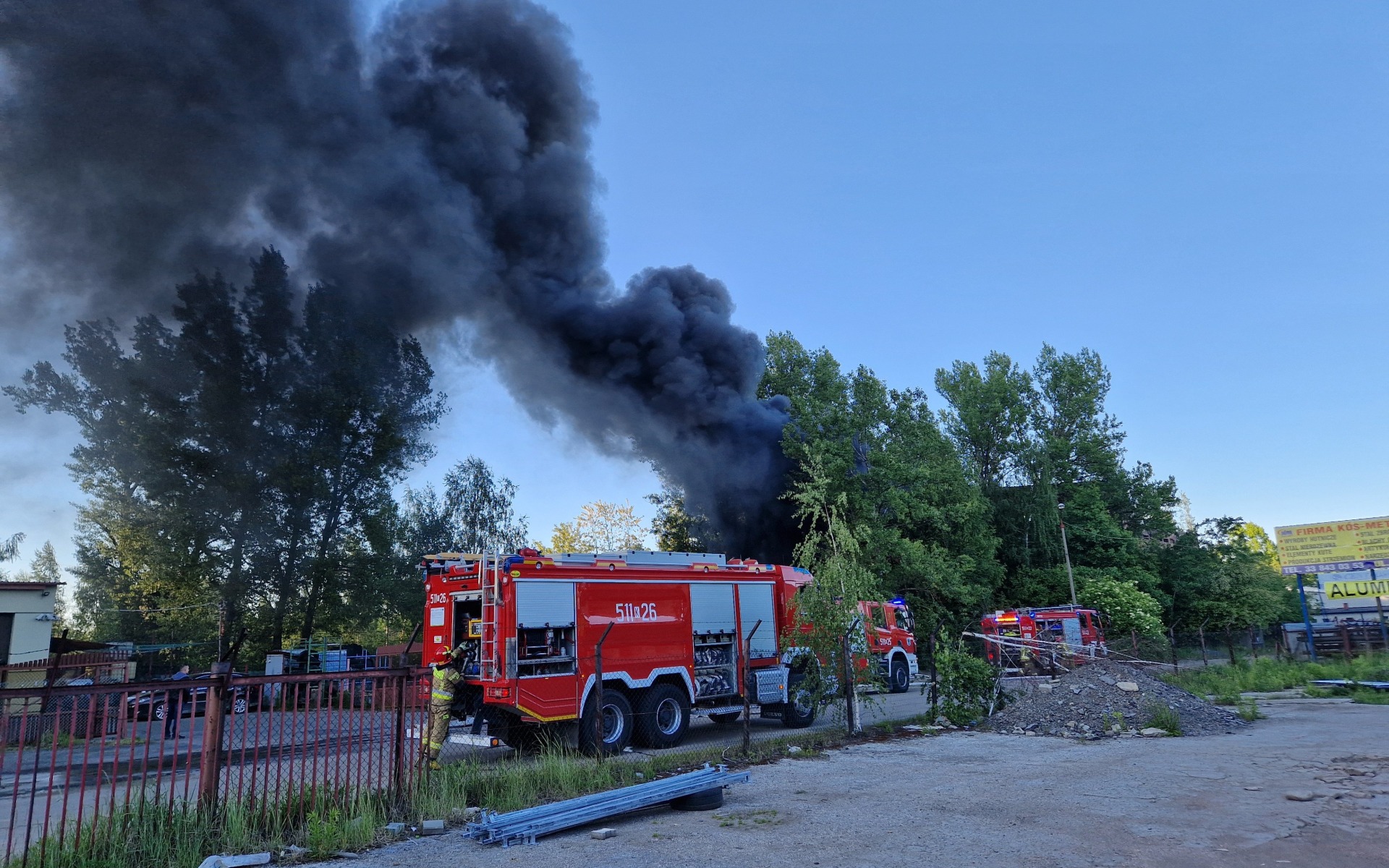 Pożar składowiska opon w Oświęcimiu – ZDJĘCIA, FILM!
