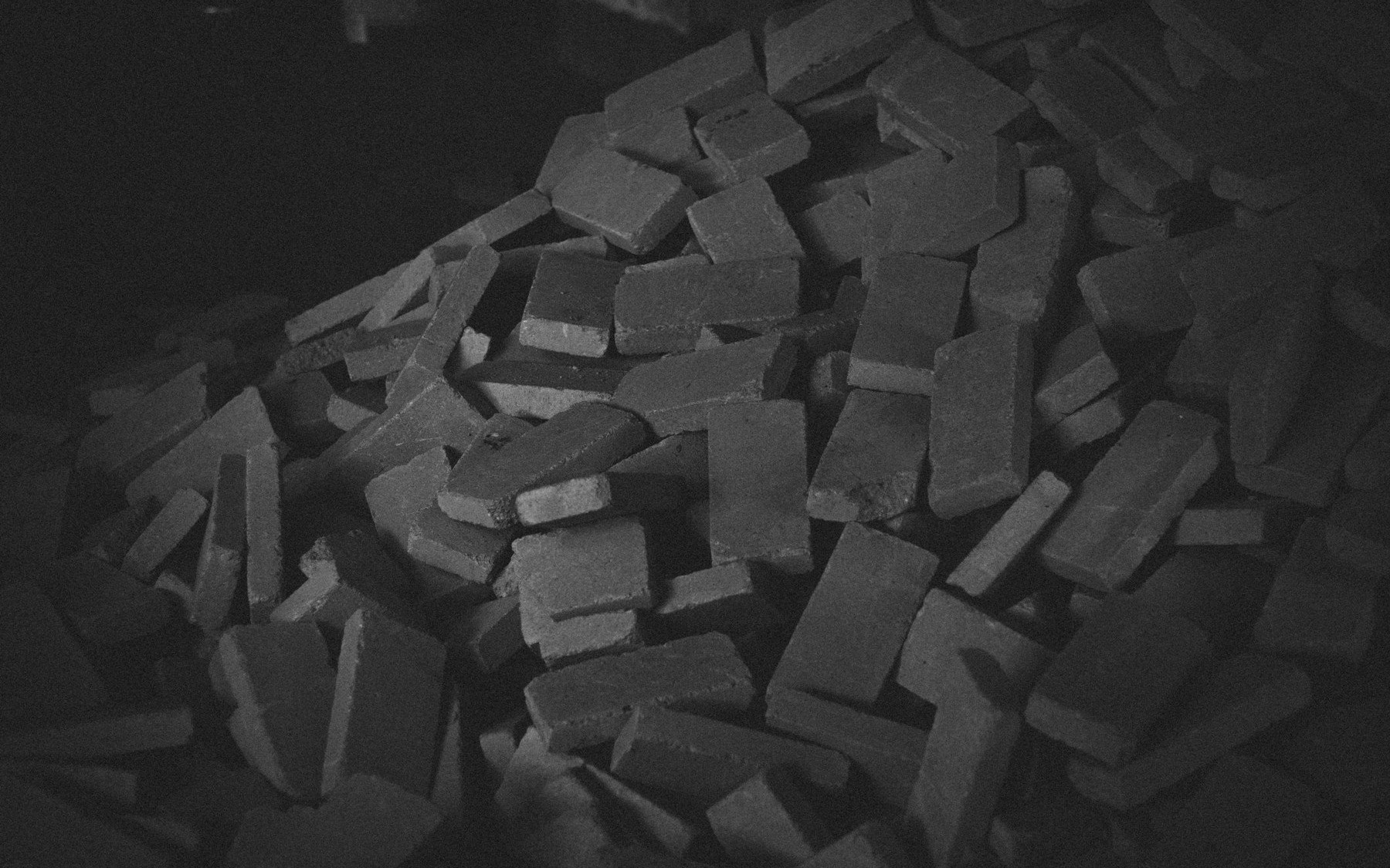 Rodzaje odpadów budowlanych – co można poddać recyklingowi, a co nie?