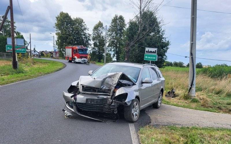 Pijany kierowca uderzył w słup elektryczny