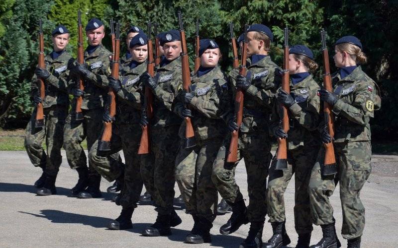 Uroczysty apel w Wojskowym Centrum Rekrutacji w Oświęcimiu