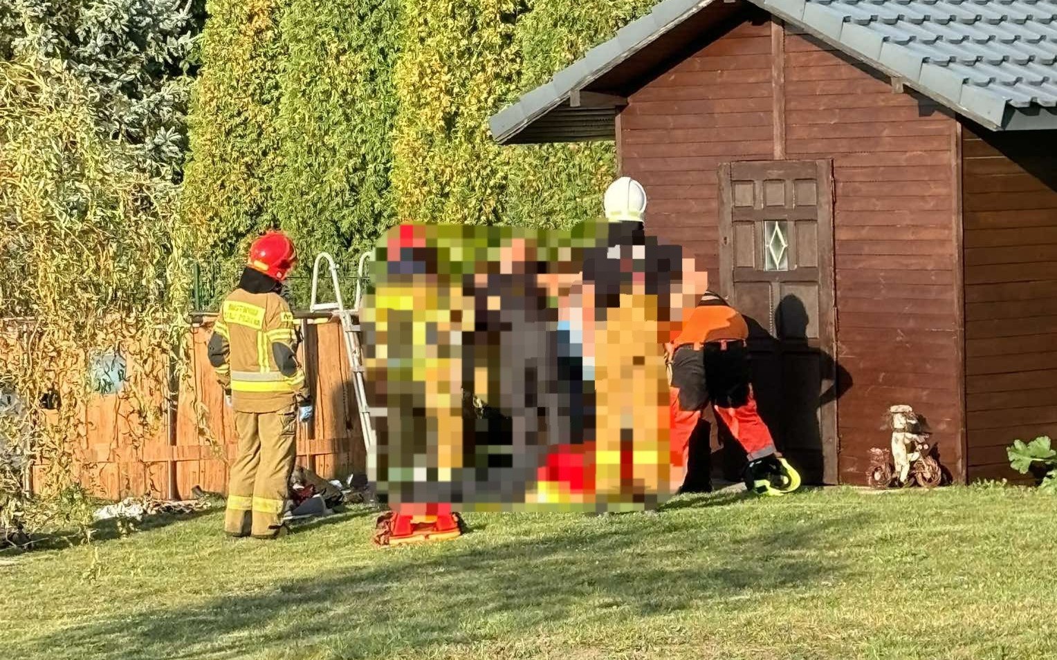 3 latka wpadła do basenu. Skuteczne RKO dziecka – ZDJĘCIA!