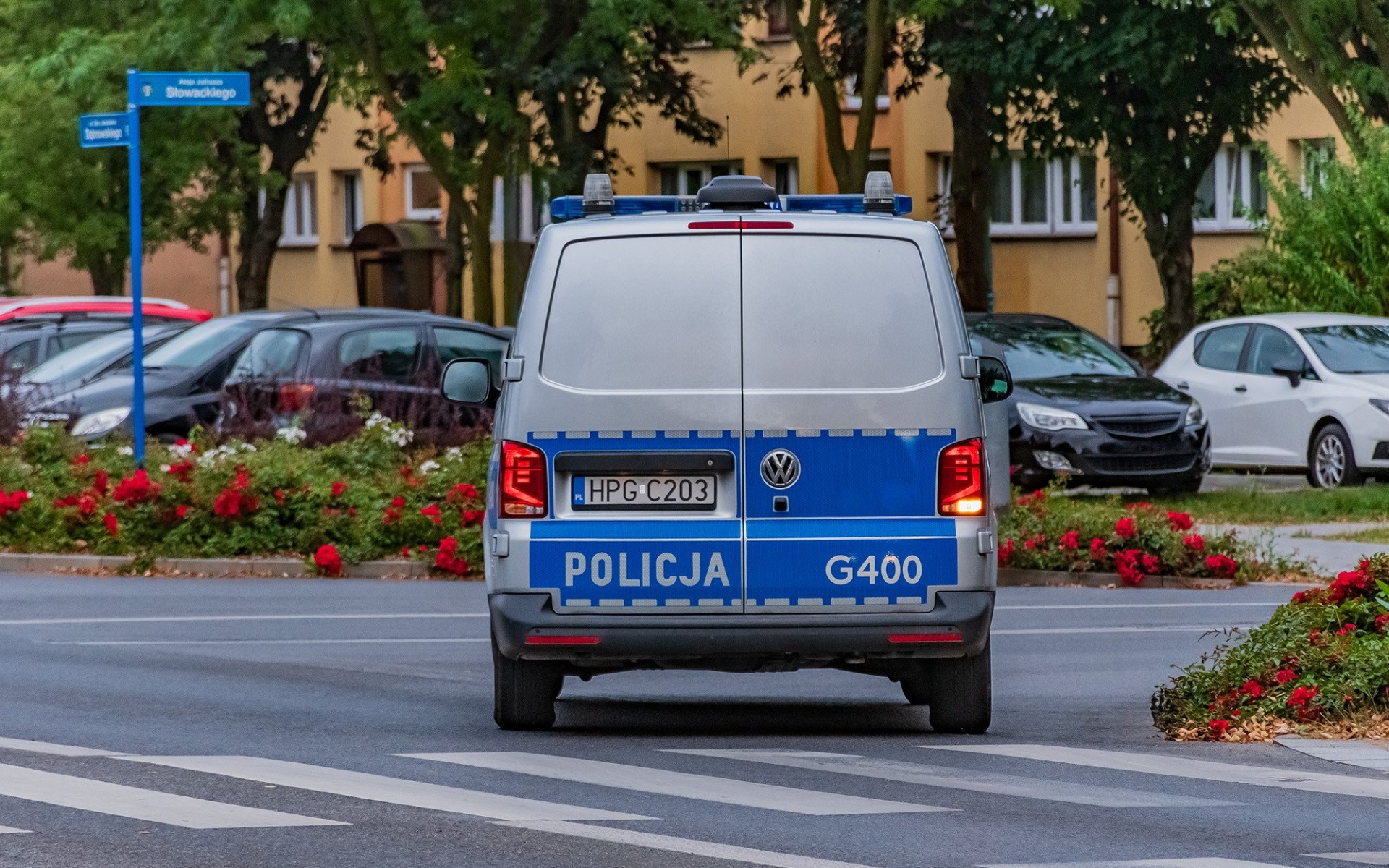 Zastępca oficera dyżurnego oświęcimskiej komendy Policji, w czasie wolnym od służby zatrzymał pijanego sprawcę kolizji