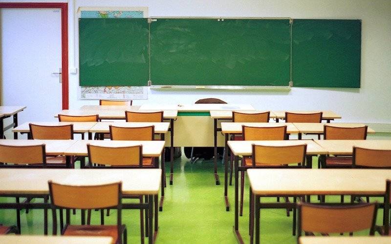 Nauczyciel pokazywał pornografię na lekcjach