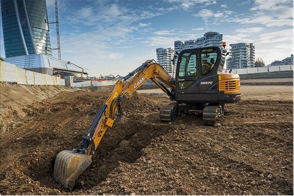 Plusy i minusy minikoparek