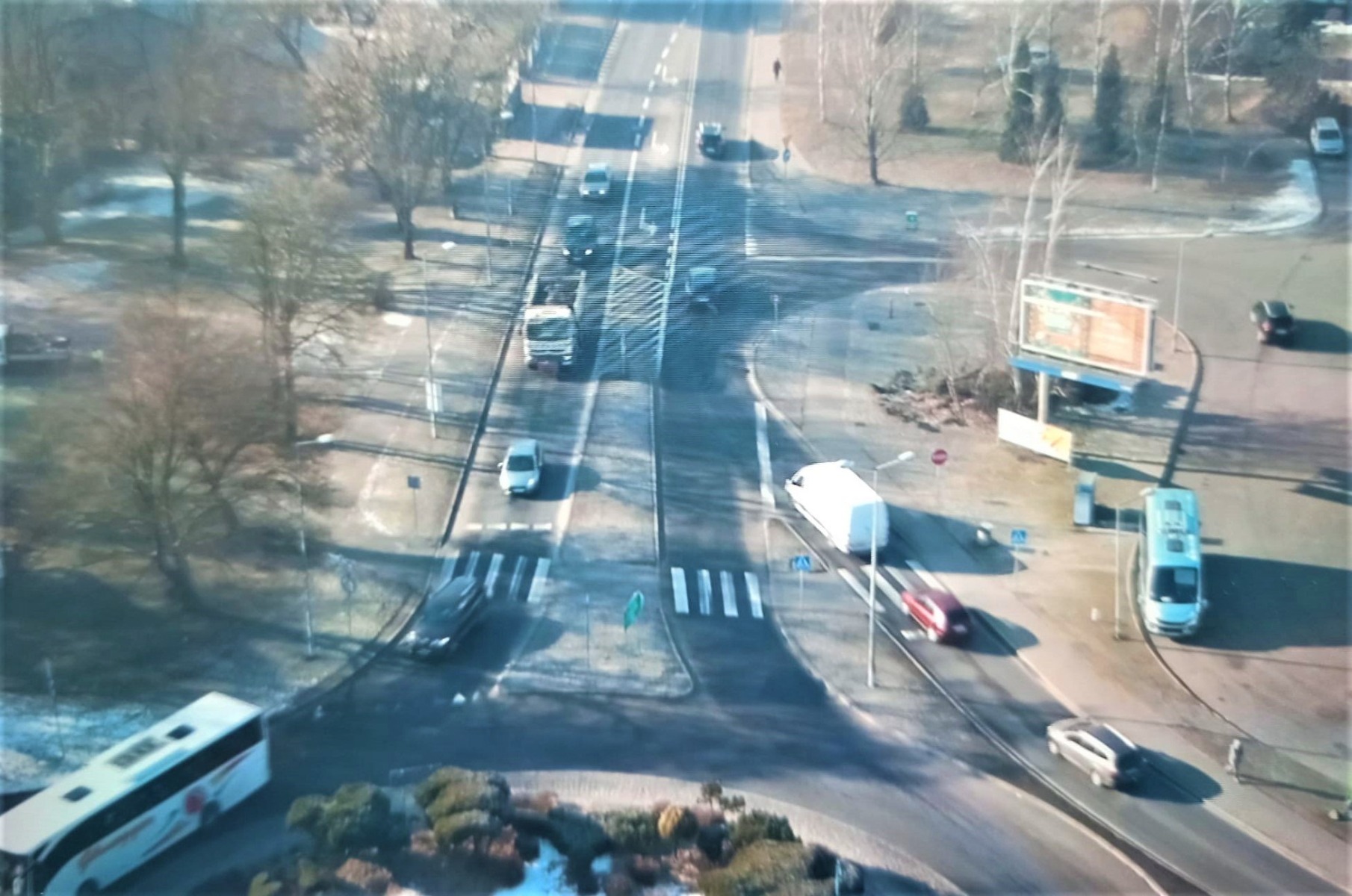 Policyjny dron na tropie kierowców łamiących przepisy ruchu drogowego